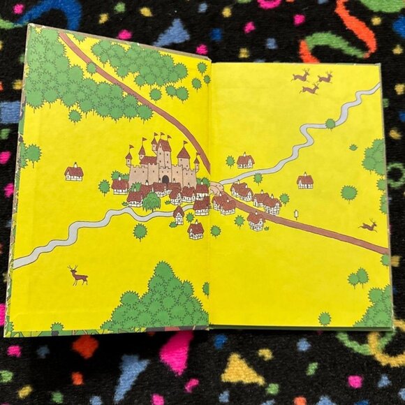 ROBIN HOOD WINS AGAIN BOOK - Picture 3 of 3